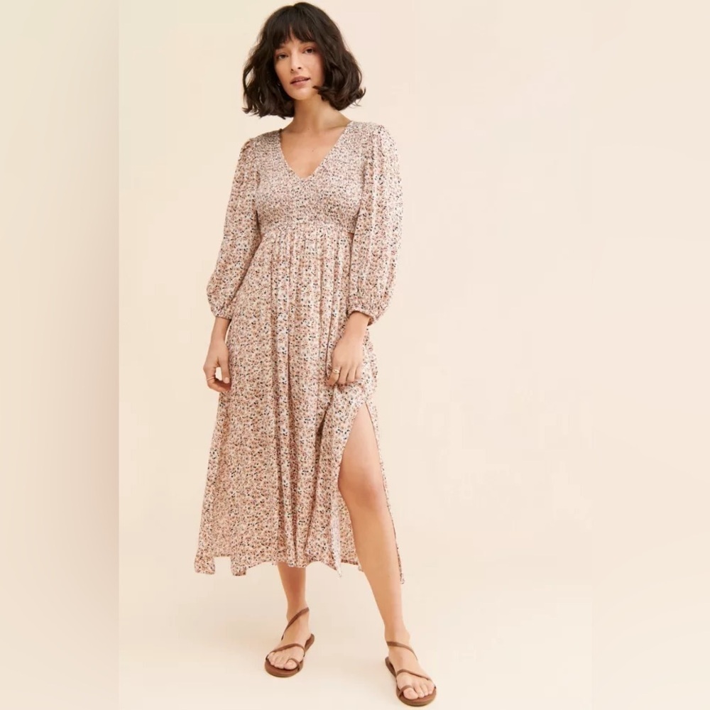 Saltwater Luxe Janet Midi Dress XS Ditsy Floral Smocked Cutout Slit Dress